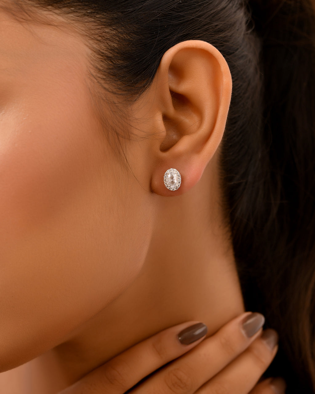 Halo crystal stud earrings