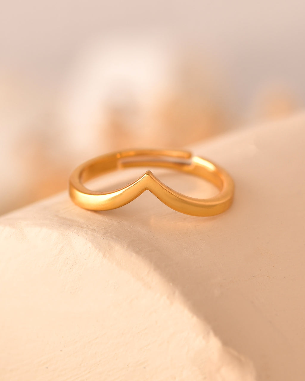 Adjustable Chevron ring