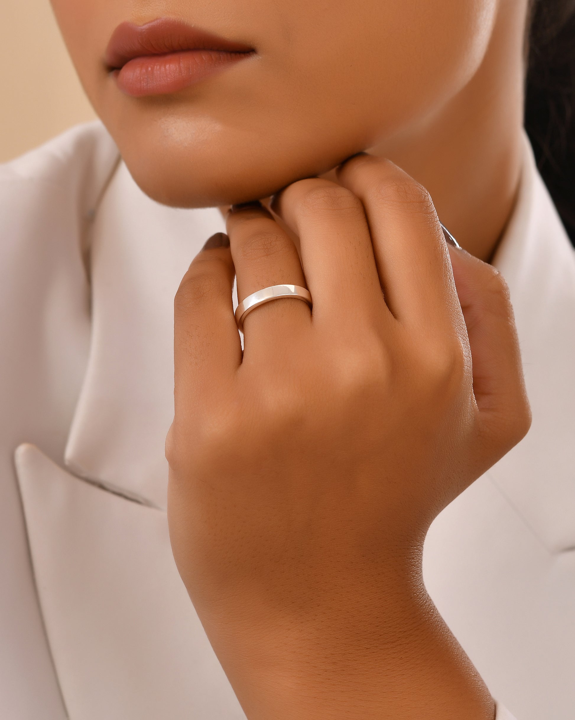 Adjustable silver band ring