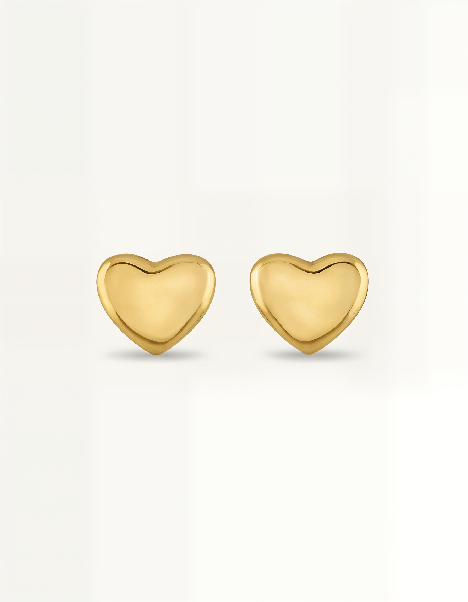 Heart stud earrings