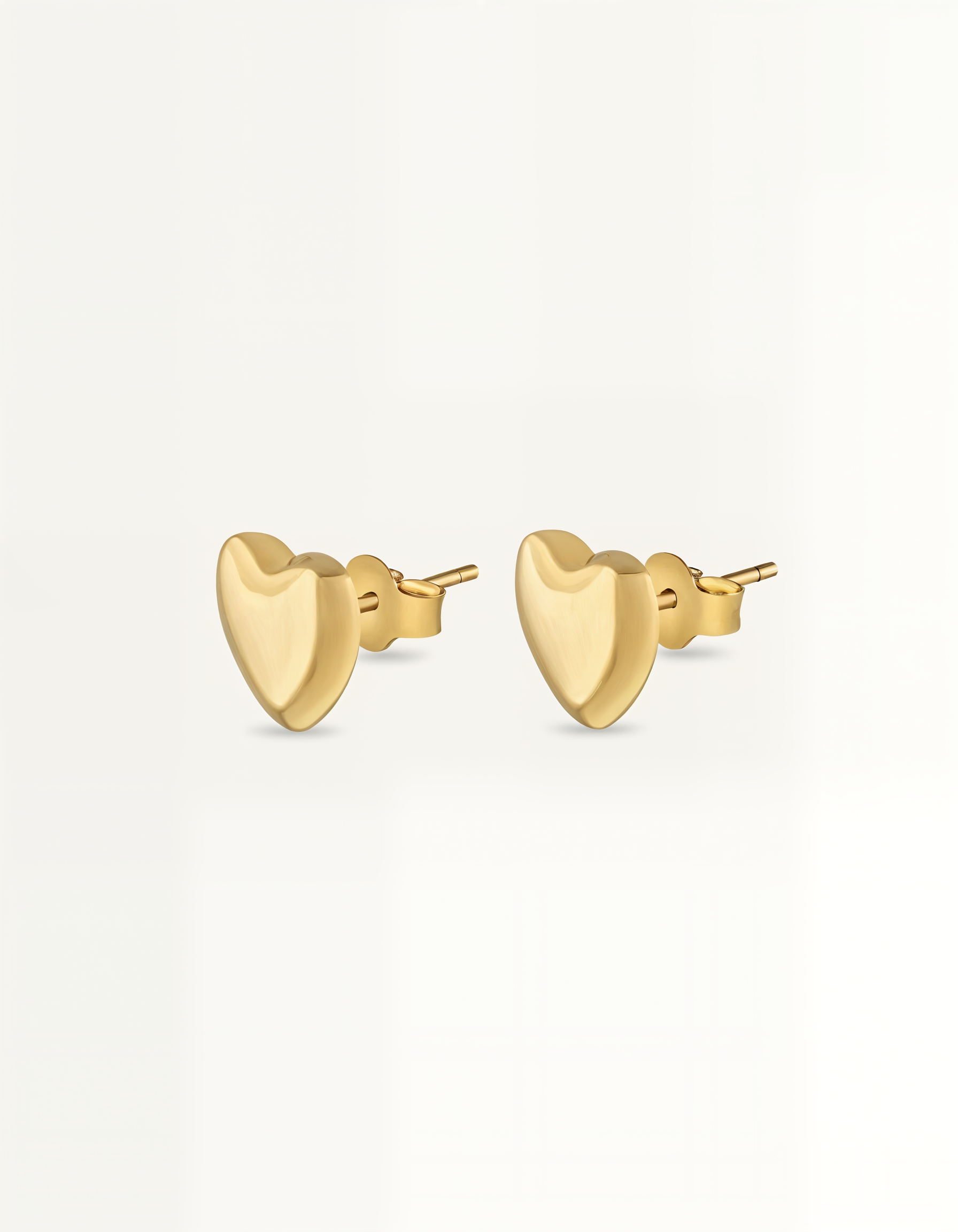 Heart stud earrings
